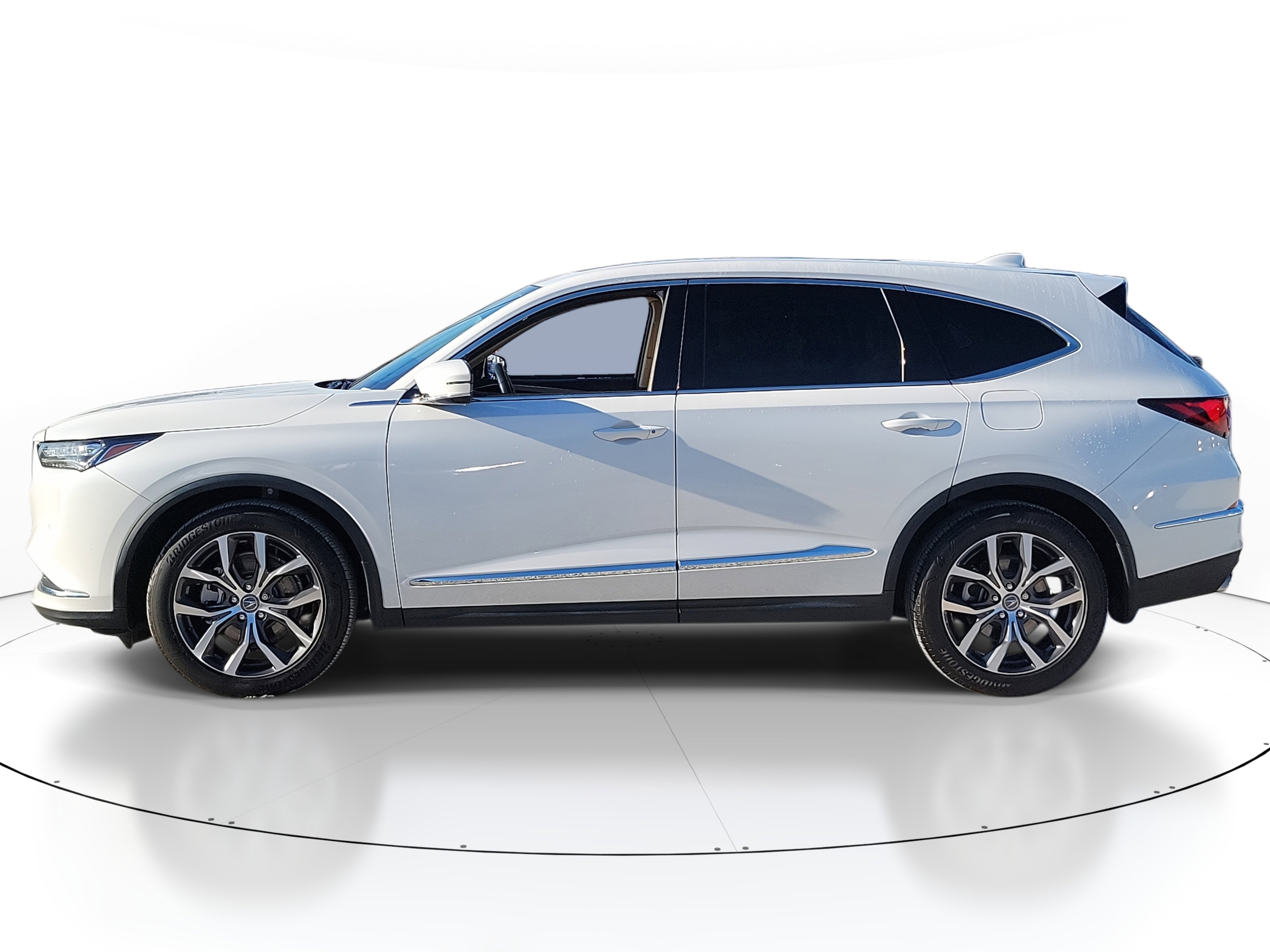 2022 Acura MDX w/Technology Package