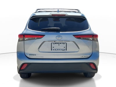 2020 Toyota Highlander LE
