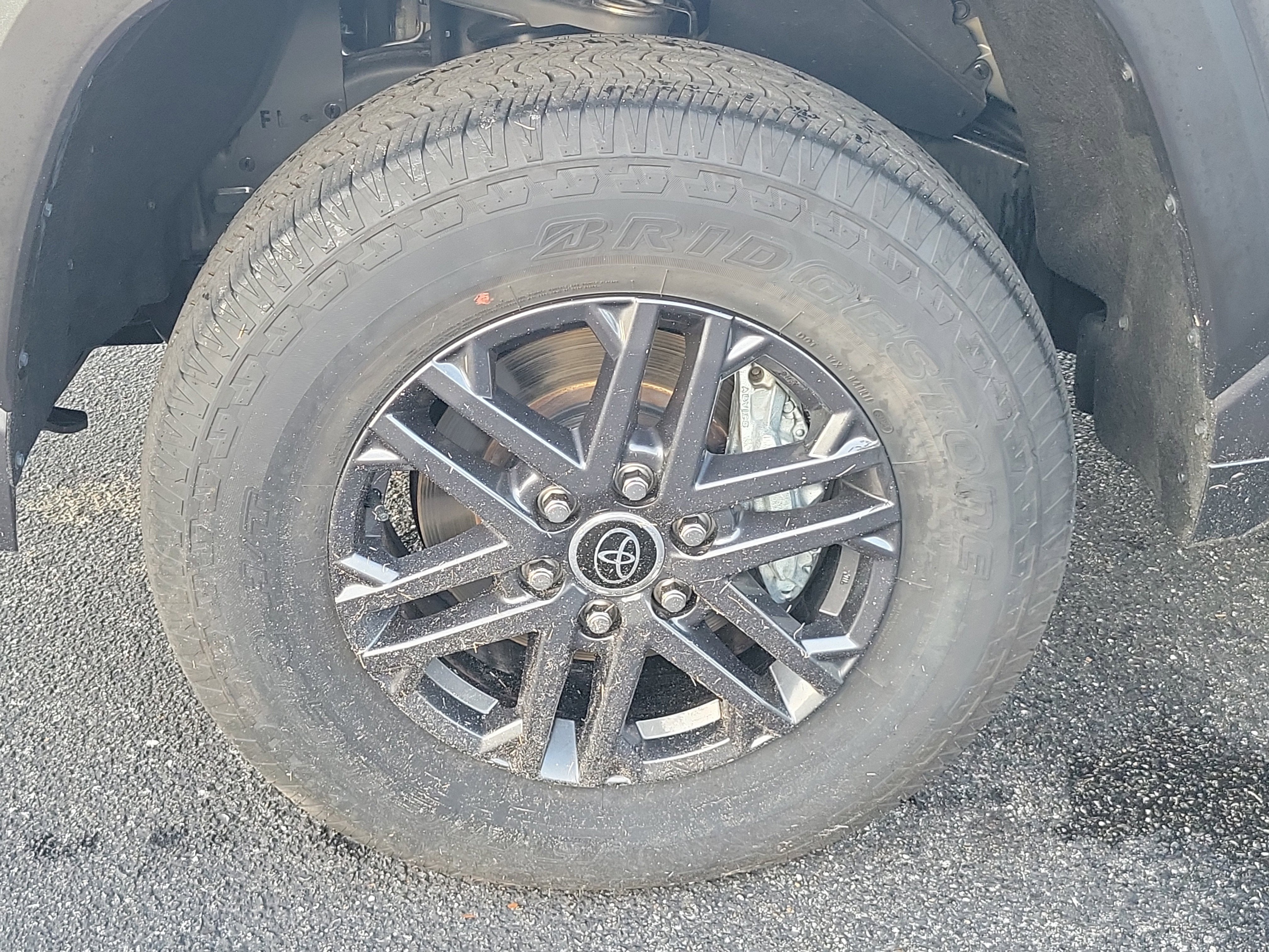 2024 Toyota Tundra 4WD SR5