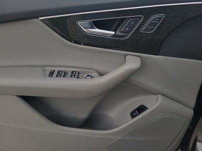 2020 Audi Q7 Premium