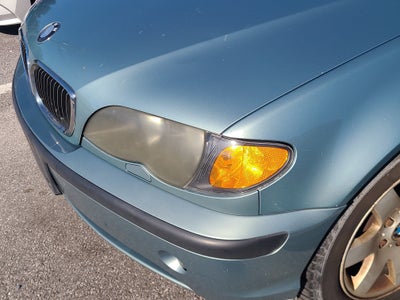 2004 BMW 3 Series 325xi