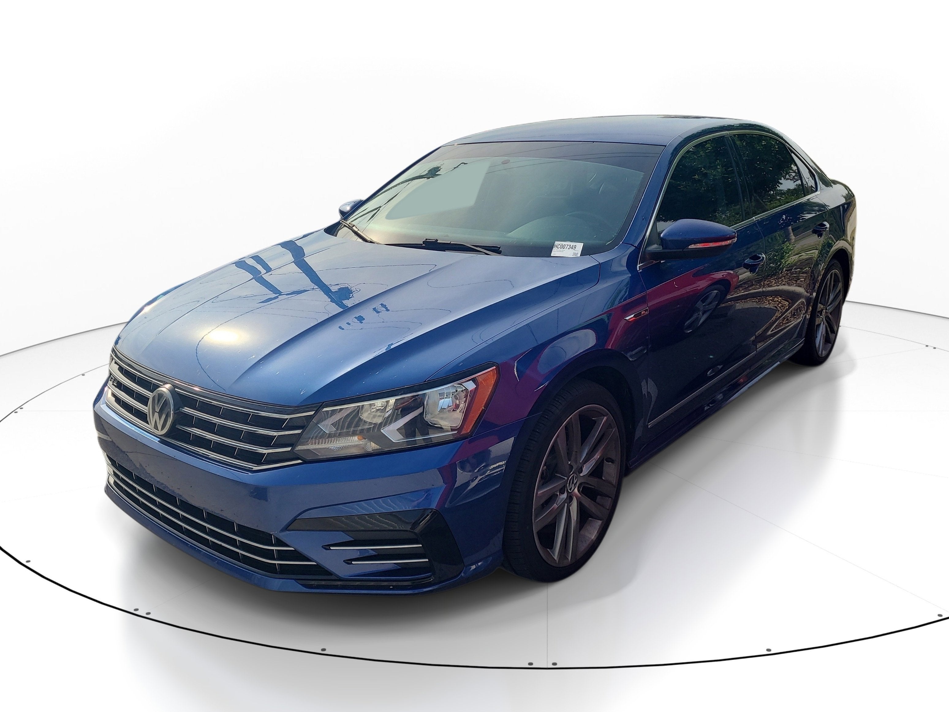 2017 Volkswagen Passat R-Line w/Comfort Pkg