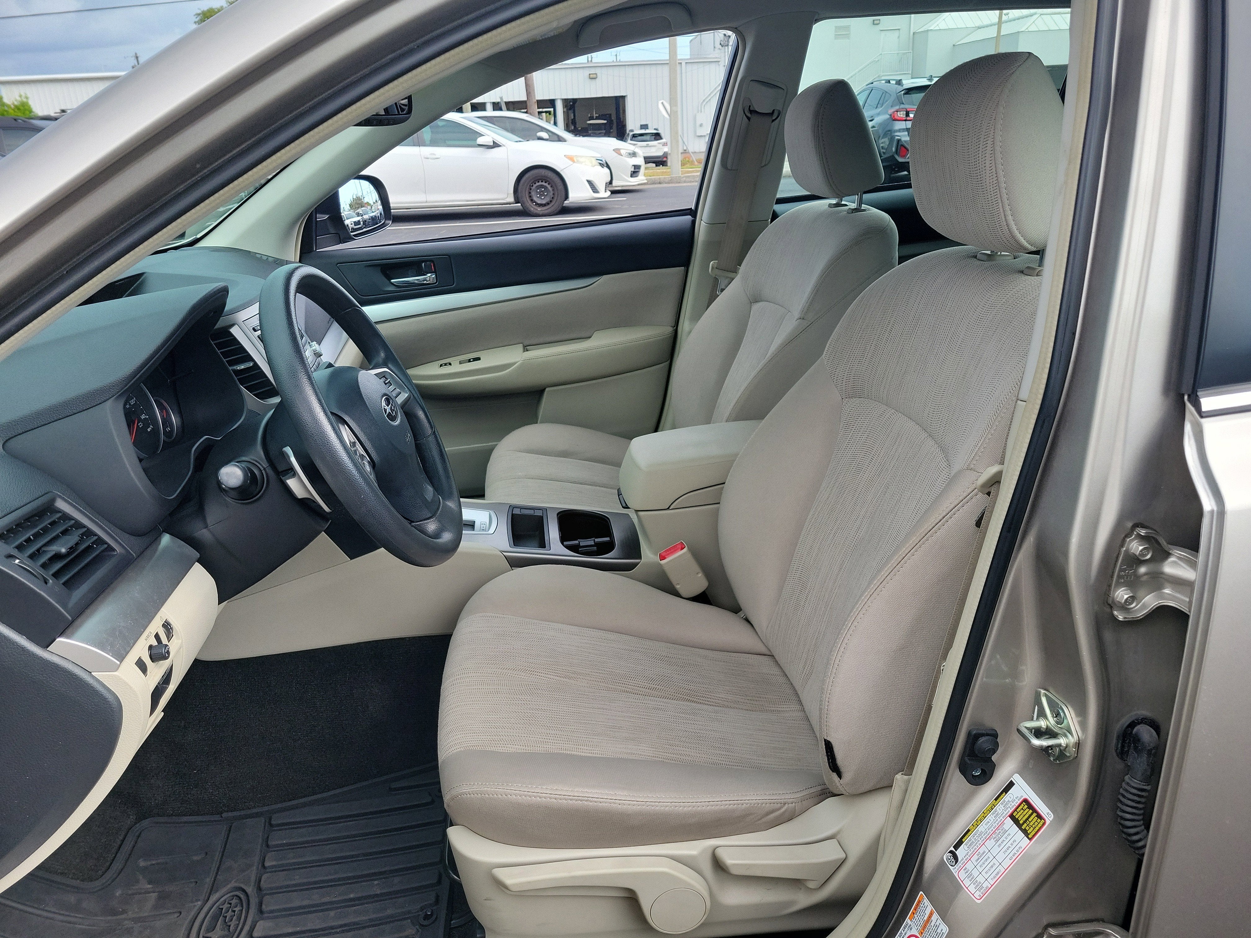 2014 Subaru Outback 2.5i
