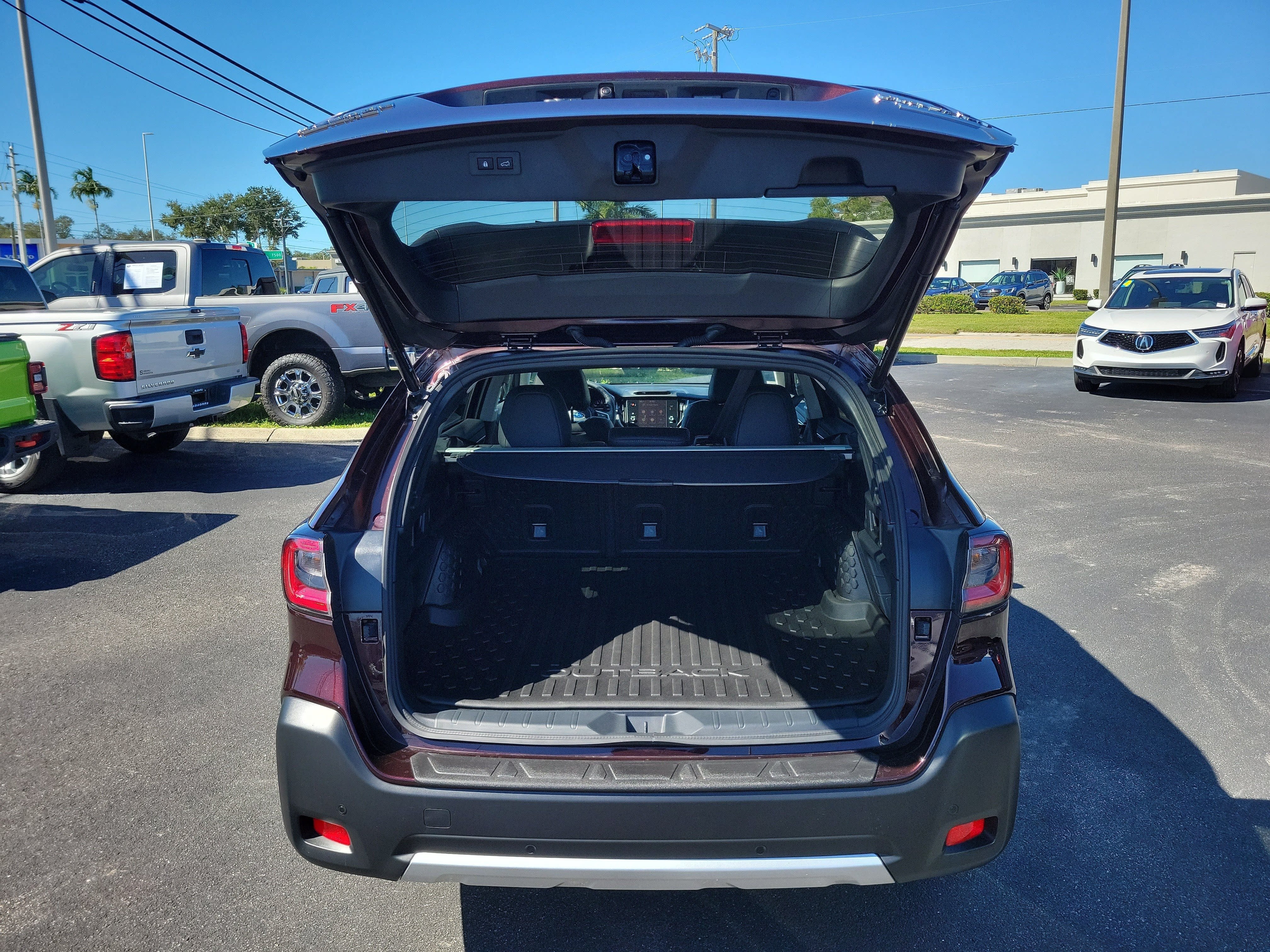 2025 Subaru Outback Touring