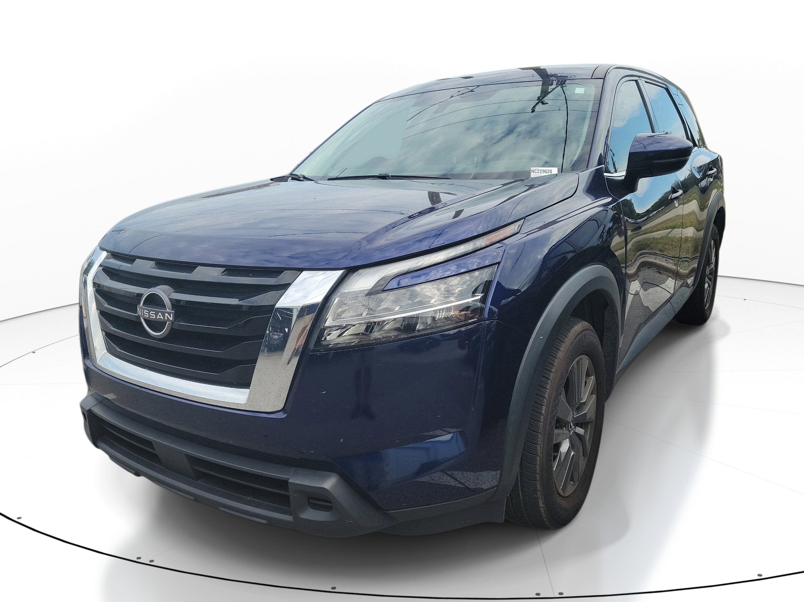 2022 Nissan Pathfinder S