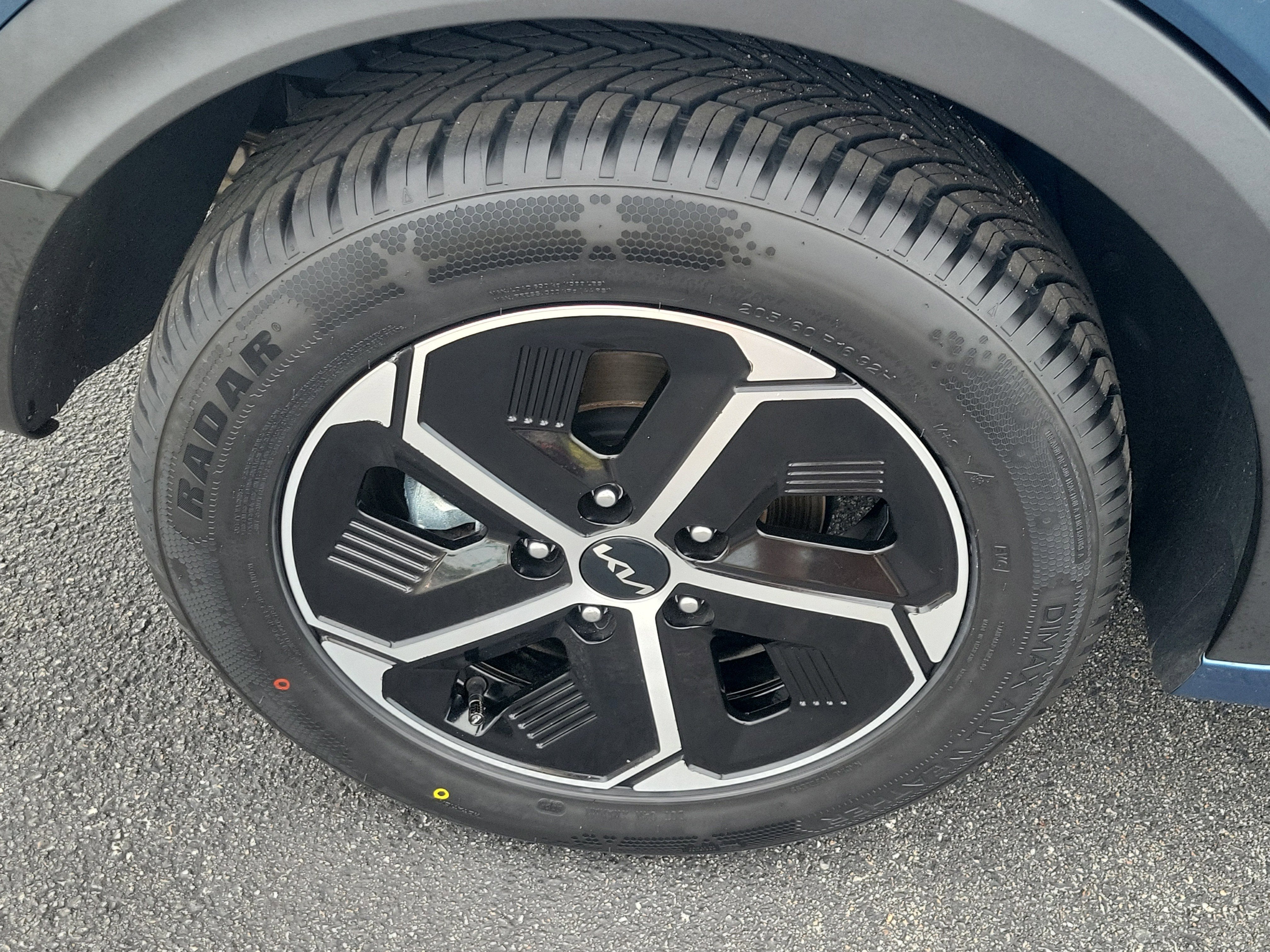 2024 Kia Niro EX
