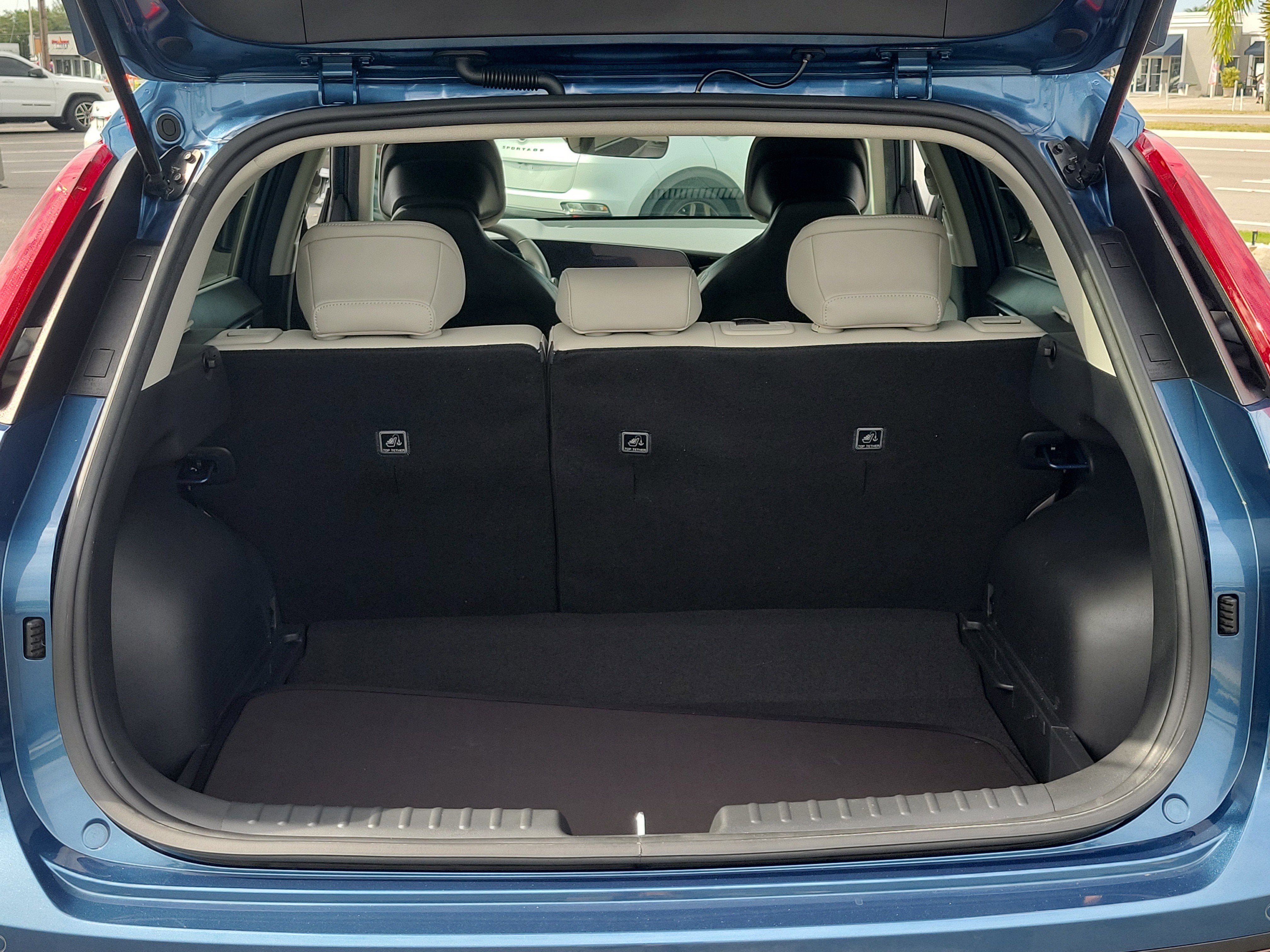2024 Kia Niro EX
