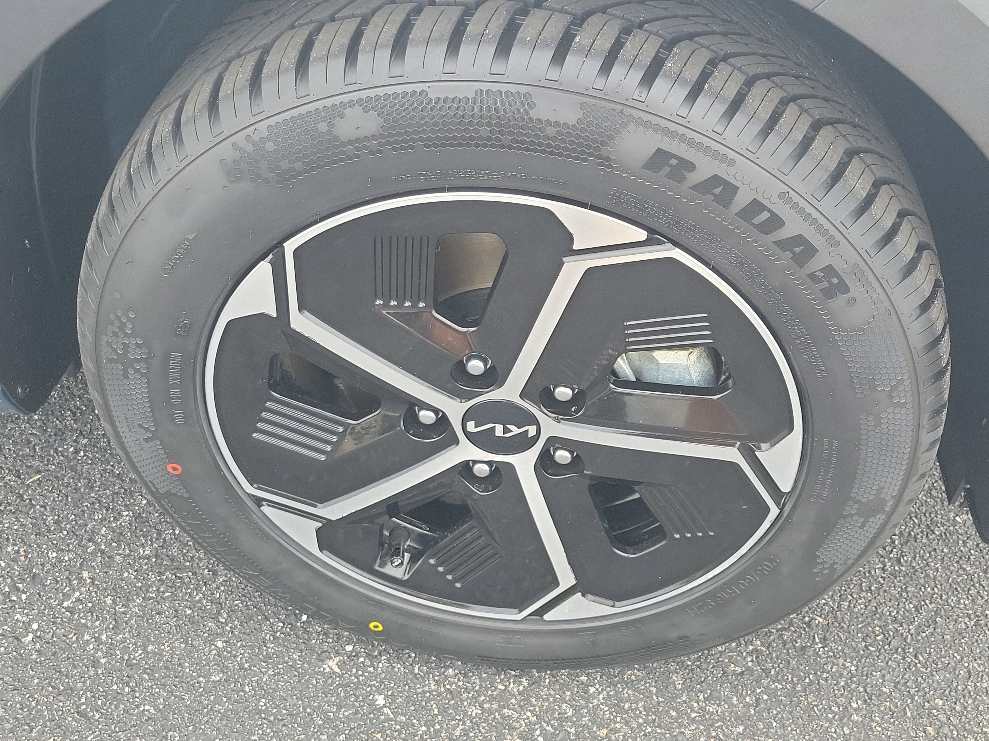 2024 Kia Niro EX