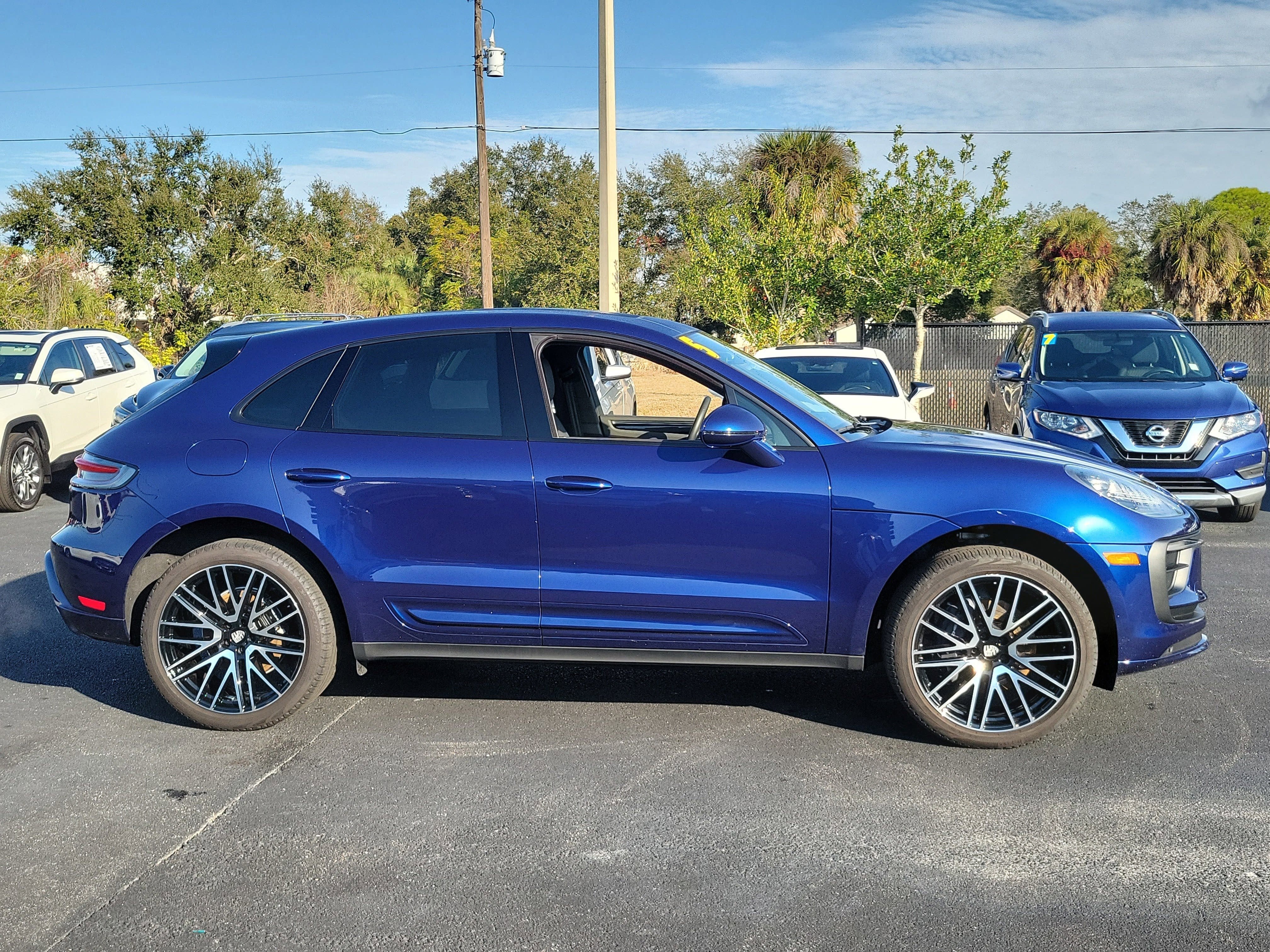 2025 Porsche Macan T