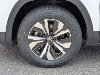 2024 Volkswagen Atlas Cross Sport 2.0T SE