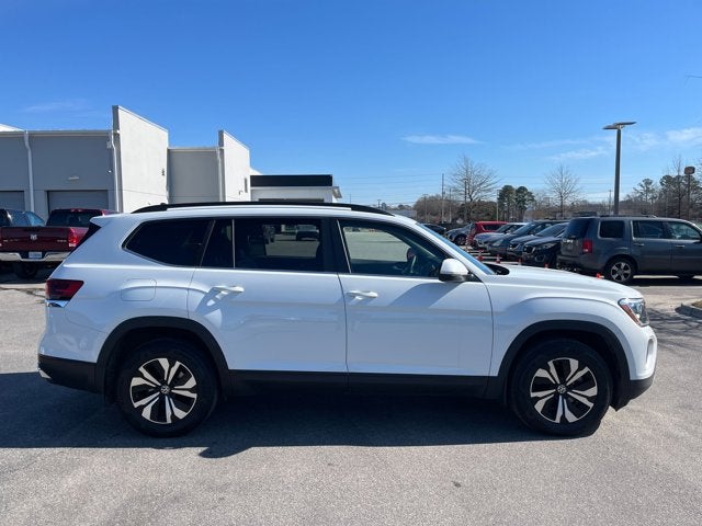 2024 Volkswagen Atlas 2.0T SE