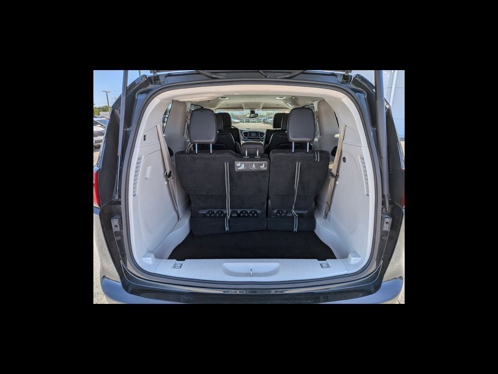 2019 Chrysler Pacifica Touring L