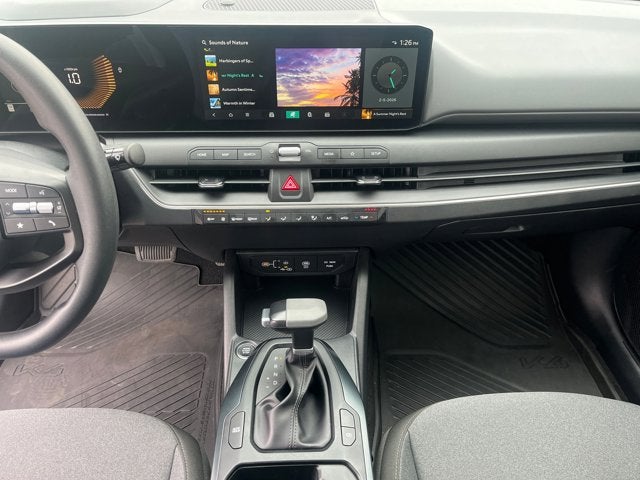 2025 Kia K4 LXS