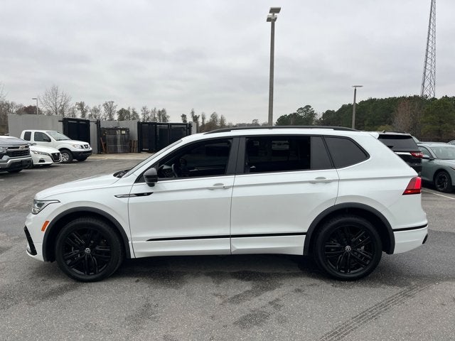 2022 Volkswagen Tiguan SE R-Line Black