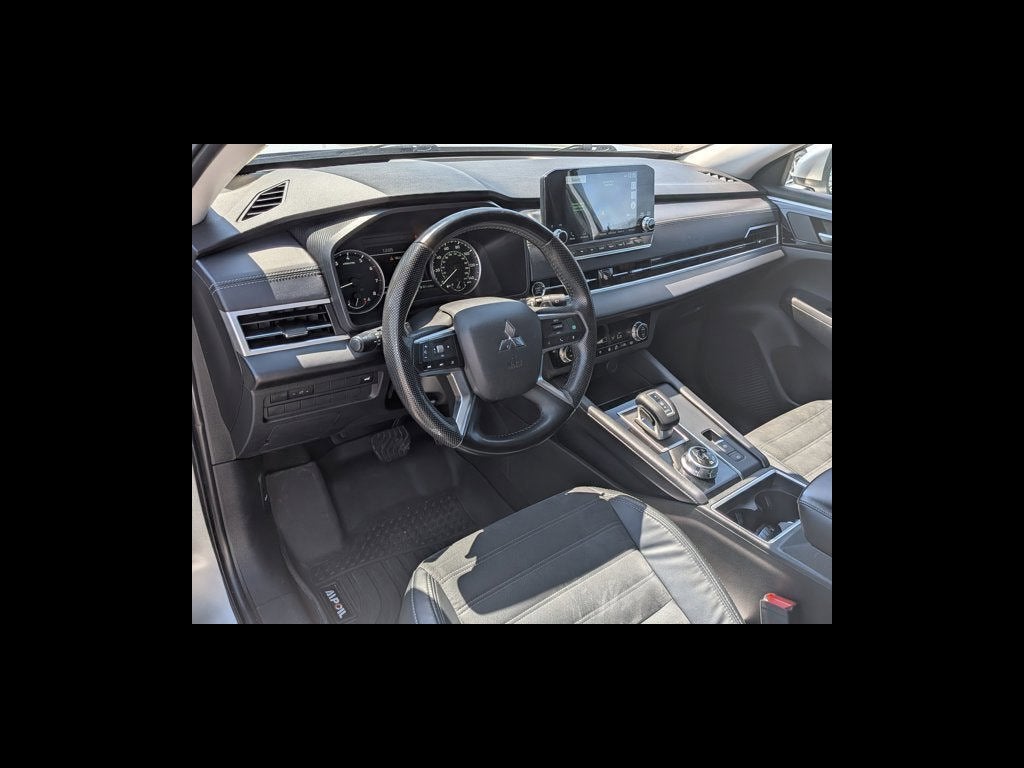 2023 Mitsubishi Outlander Ralliart