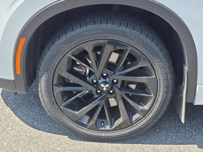 2024 Mitsubishi Outlander SE Black Edition