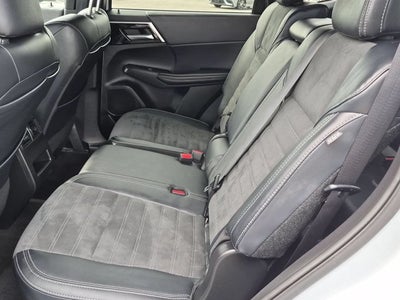 2024 Mitsubishi Outlander SE Black Edition