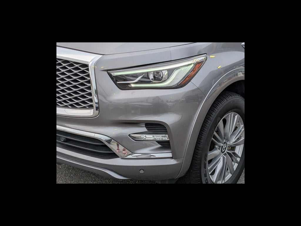 2021 INFINITI QX80 LUXE