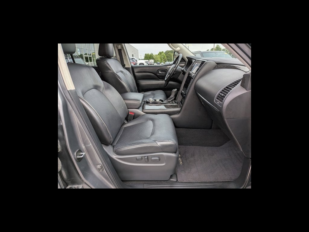 2021 INFINITI QX80 LUXE