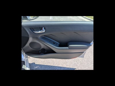2016 Kia Forte 5-Door LX