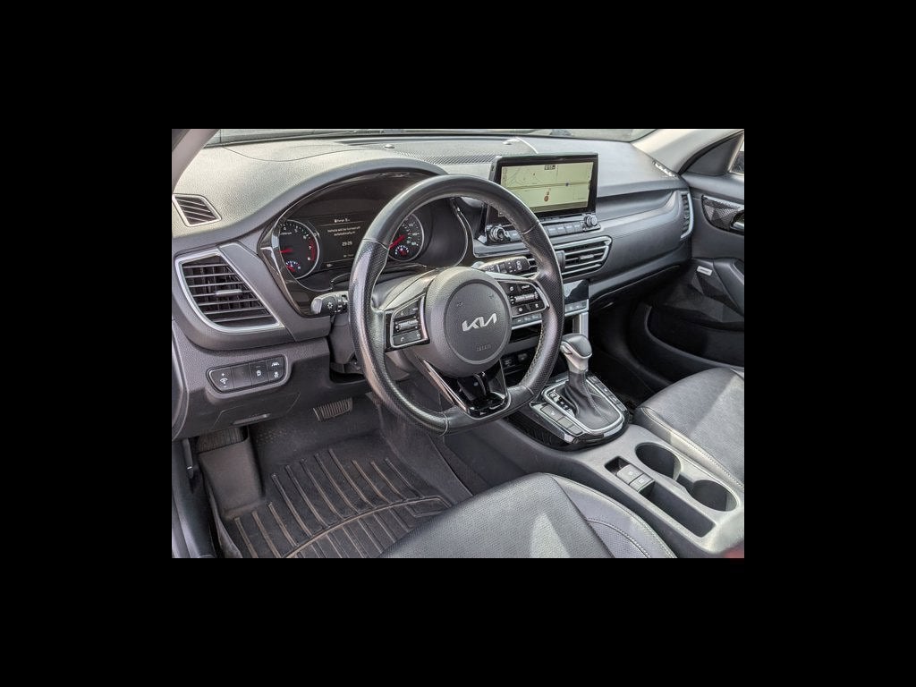 2023 Kia Seltos SX