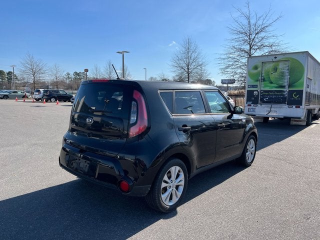 2016 Kia Soul +