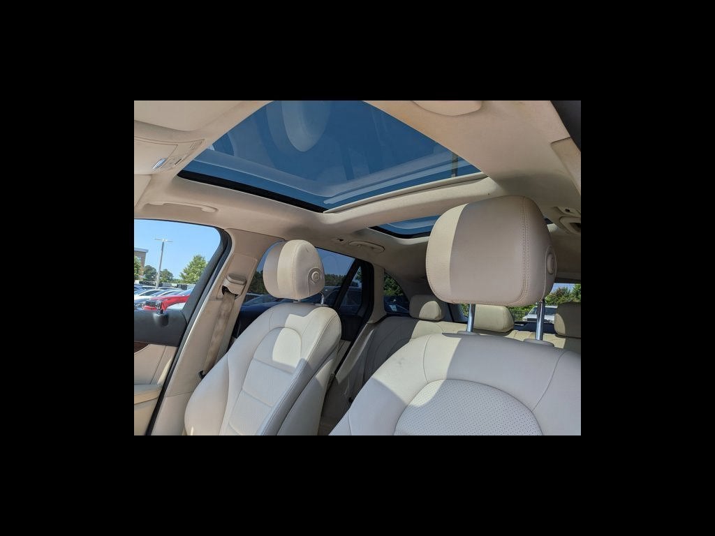 2019 Mercedes-Benz GLC GLC 300