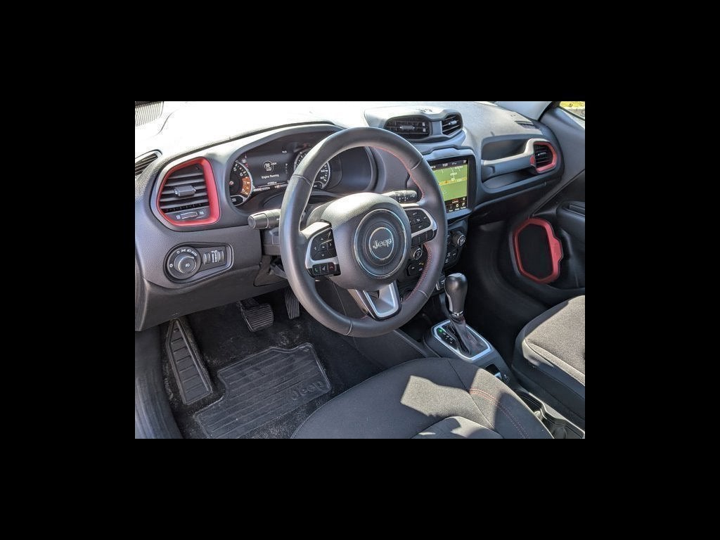 2023 Jeep Renegade Trailhawk