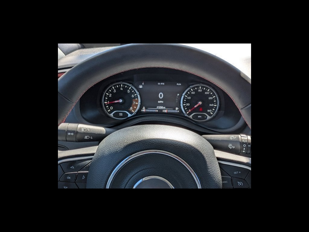 2023 Jeep Renegade Trailhawk