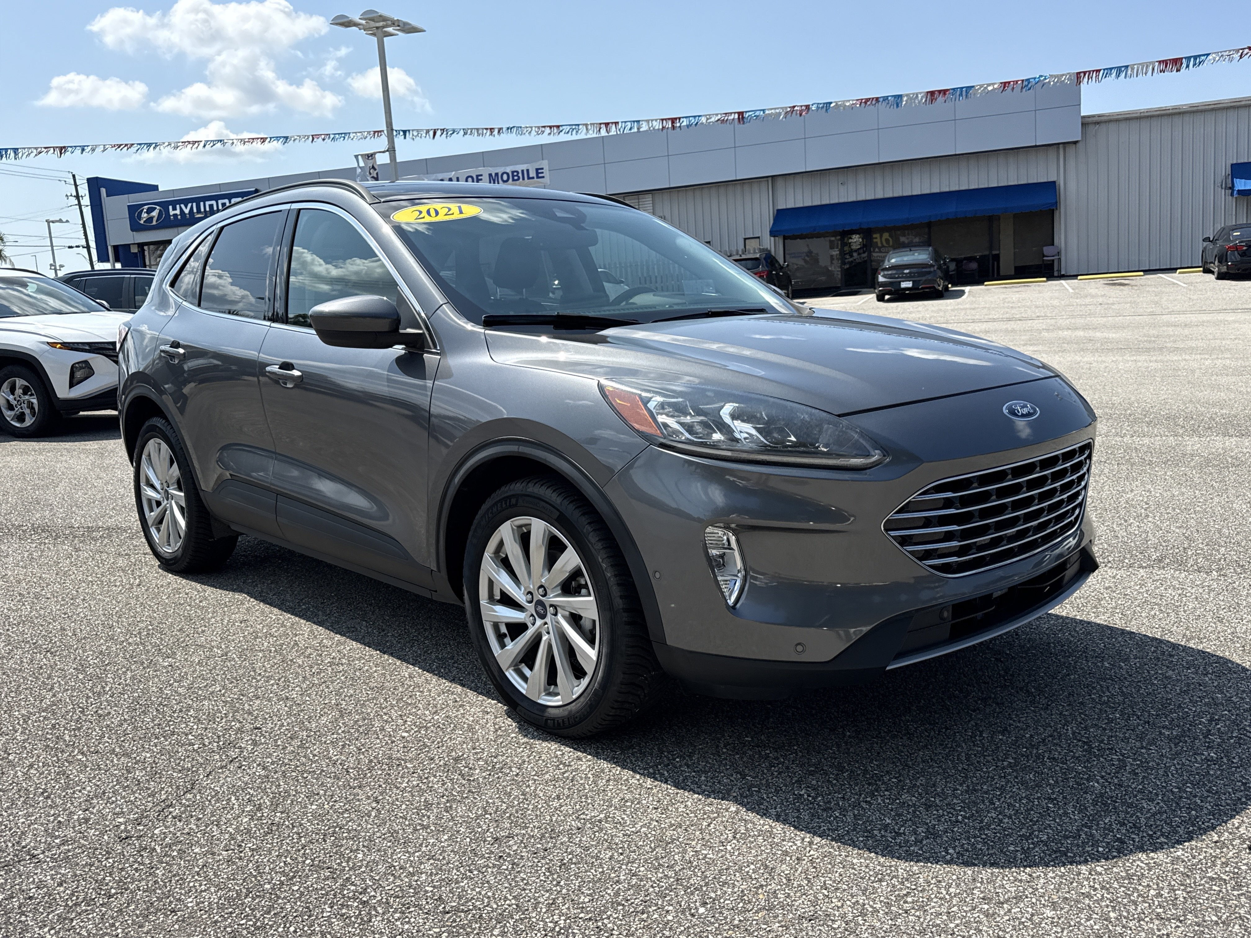 2021 Ford Escape Titanium Hybrid