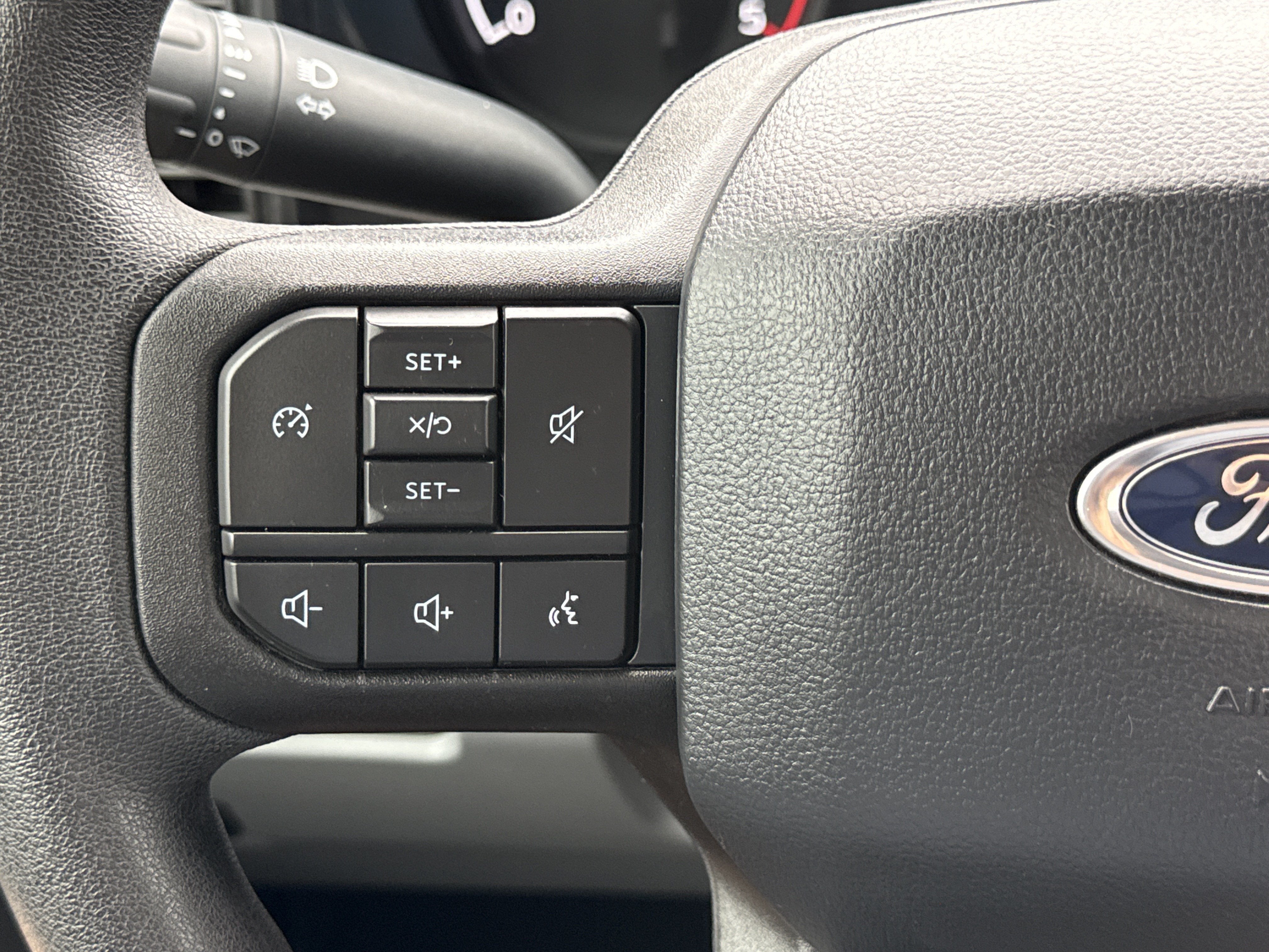 2024 Ford Super Duty F-350 SRW XLT