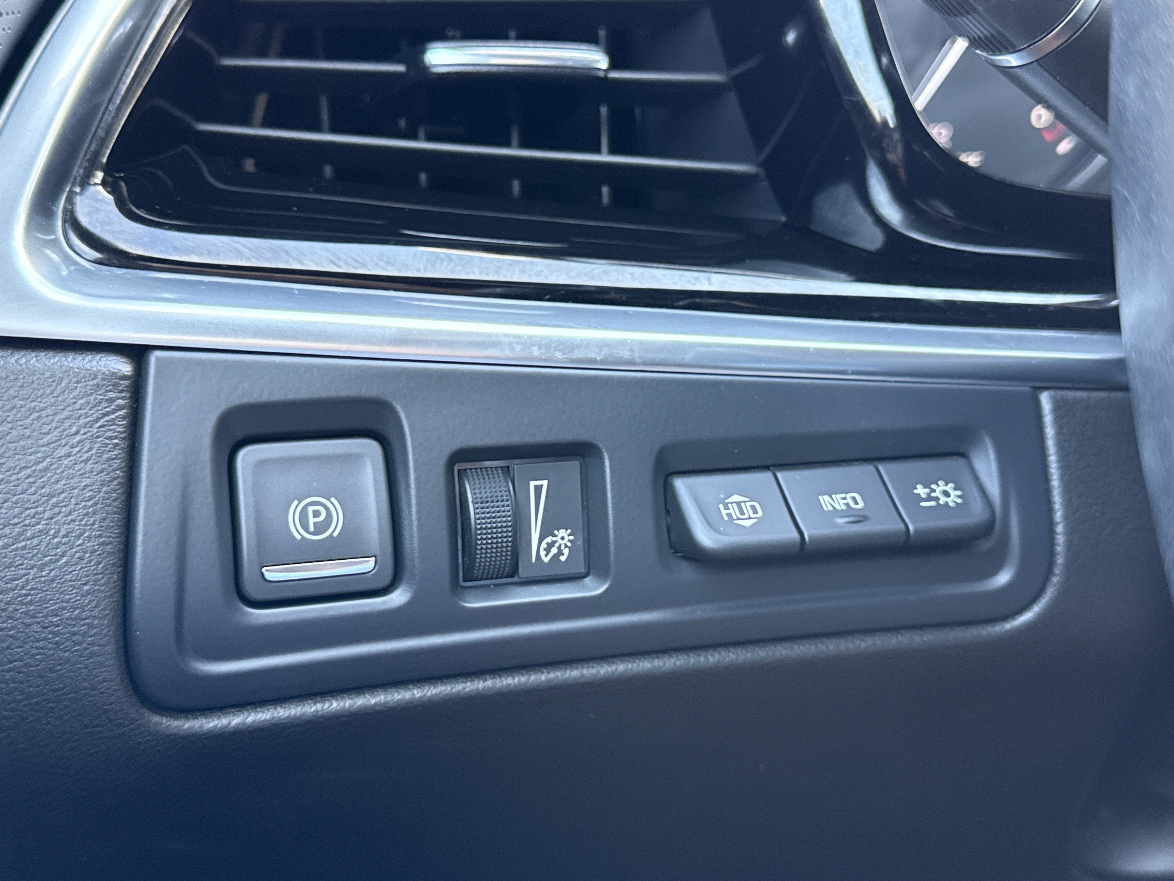 2023 Cadillac XT6 AWD Sport