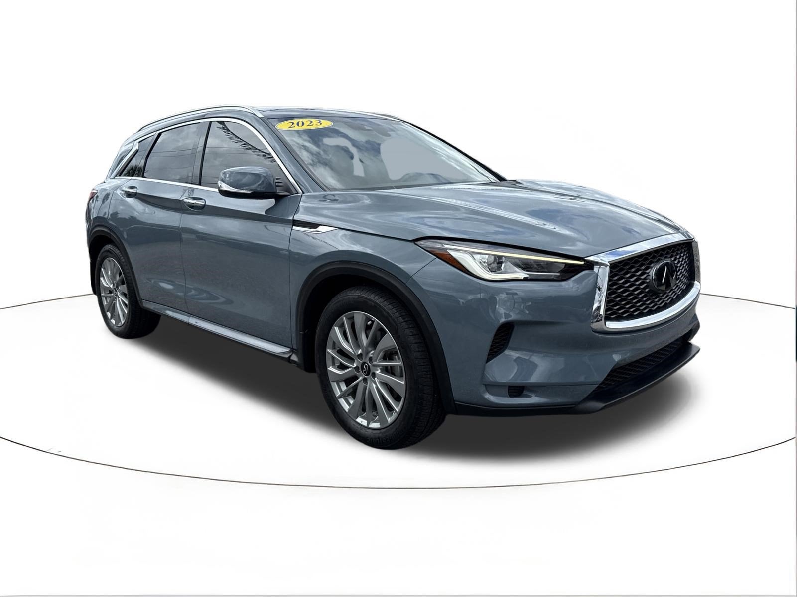 2023 INFINITI QX50 LUXE