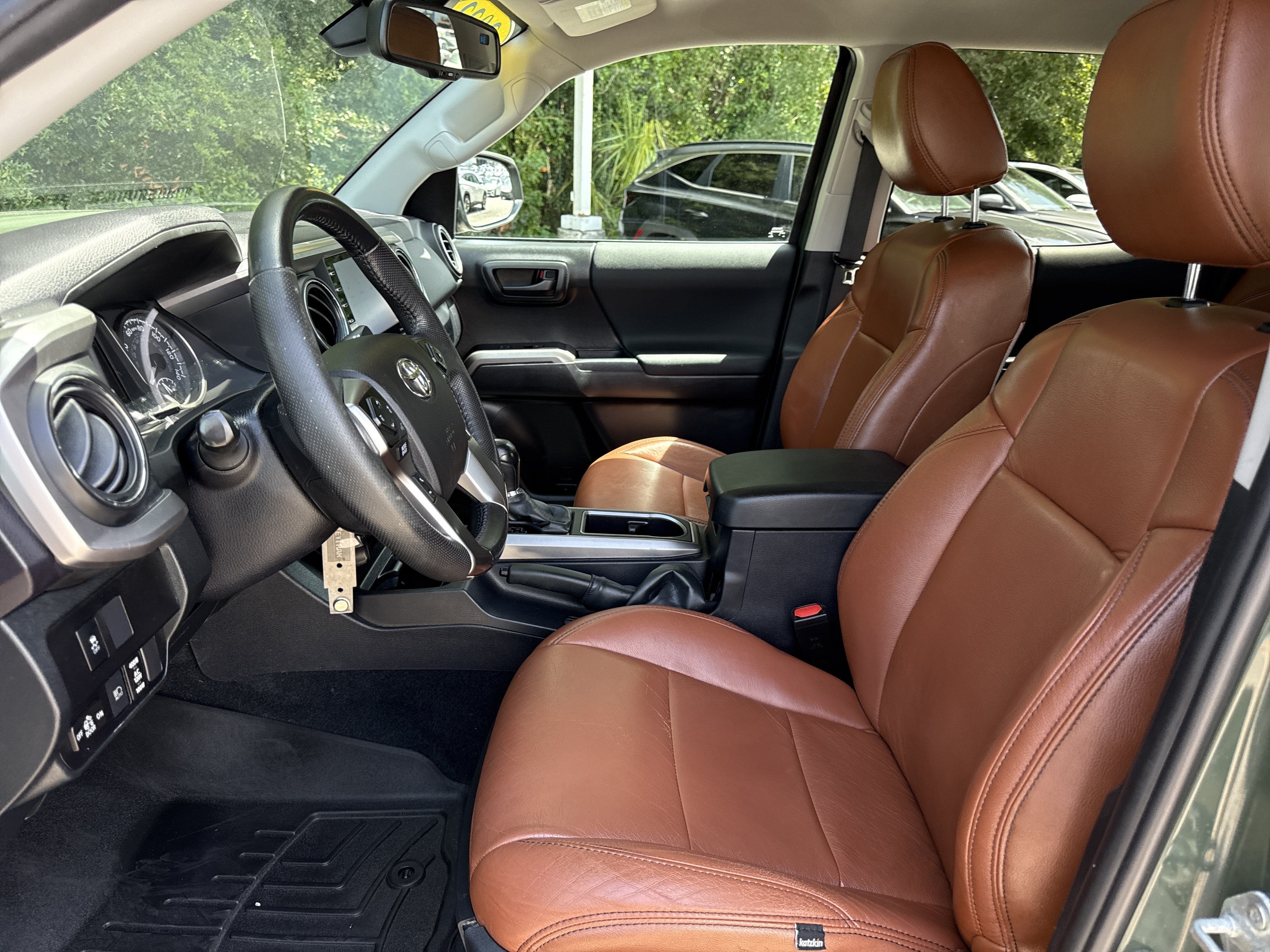 2022 Toyota Tacoma 4WD SR5