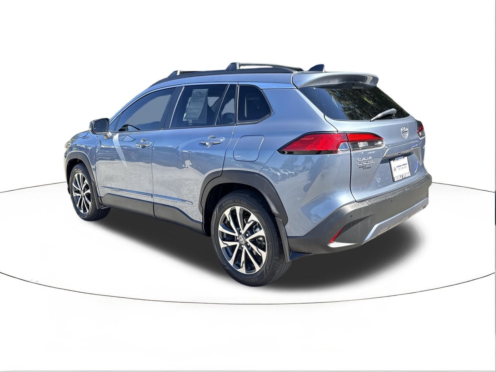 2025 Toyota Corolla Cross XLE