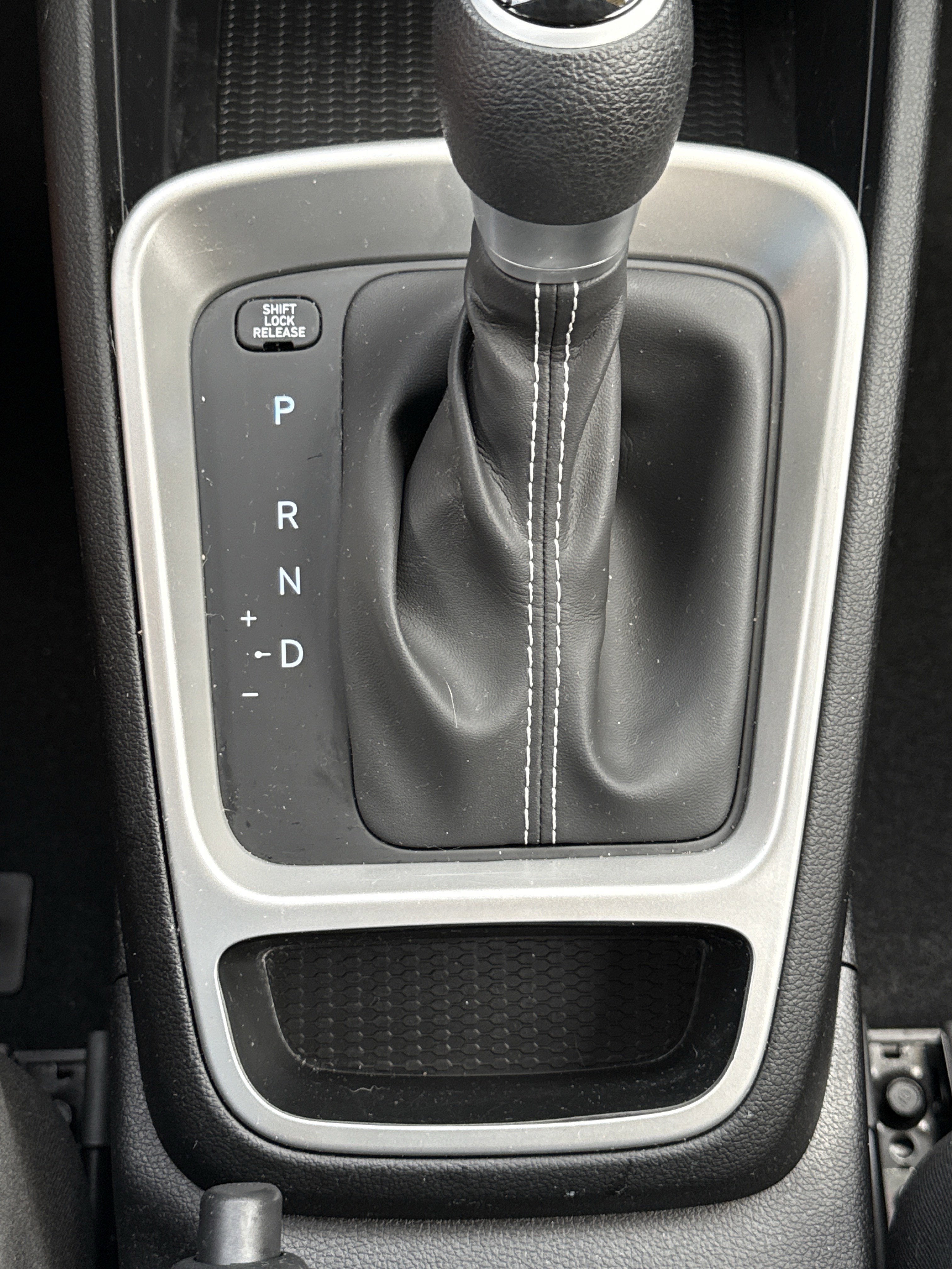 2023 Hyundai Venue SE