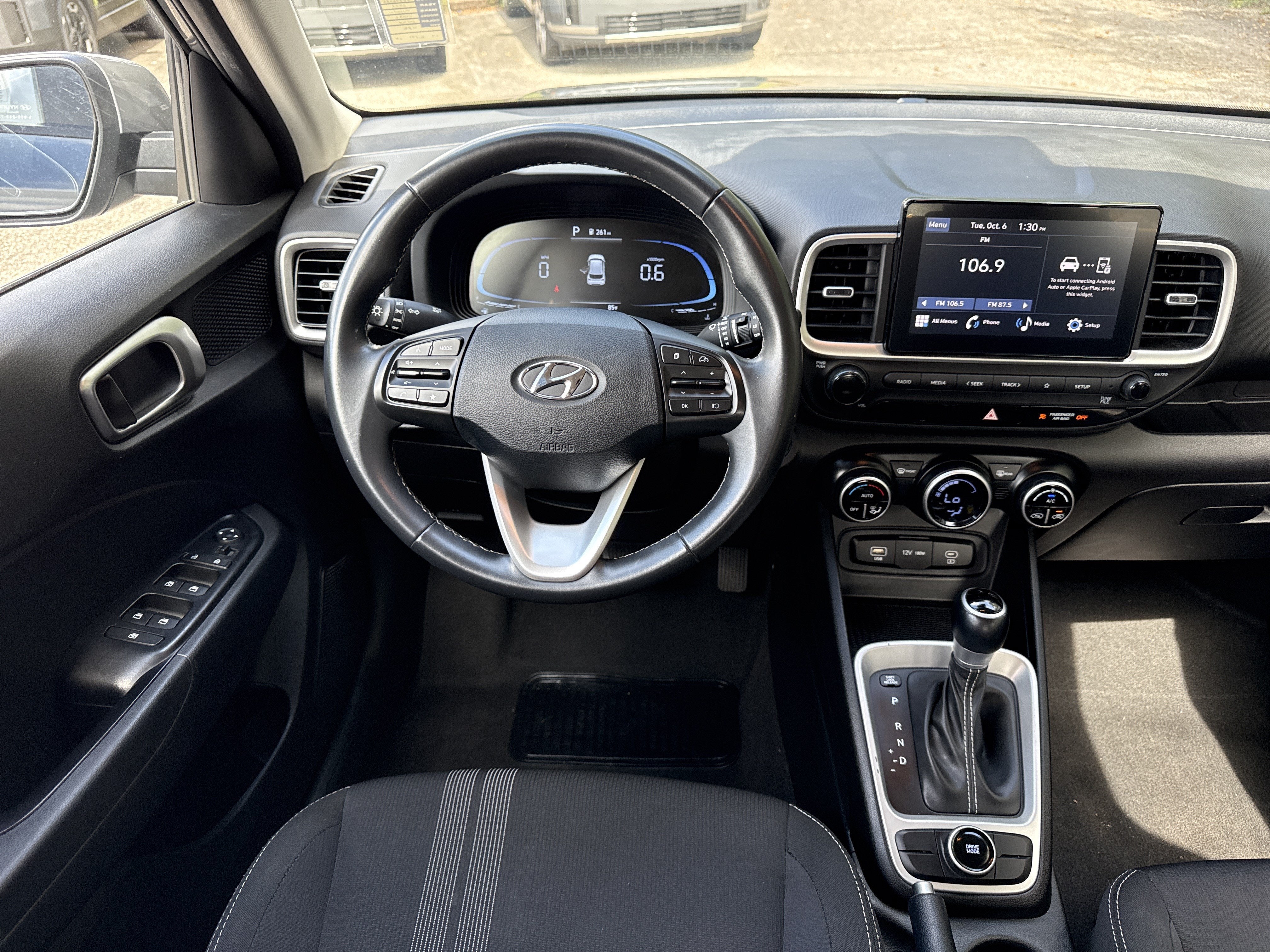 2025 Hyundai Venue SEL