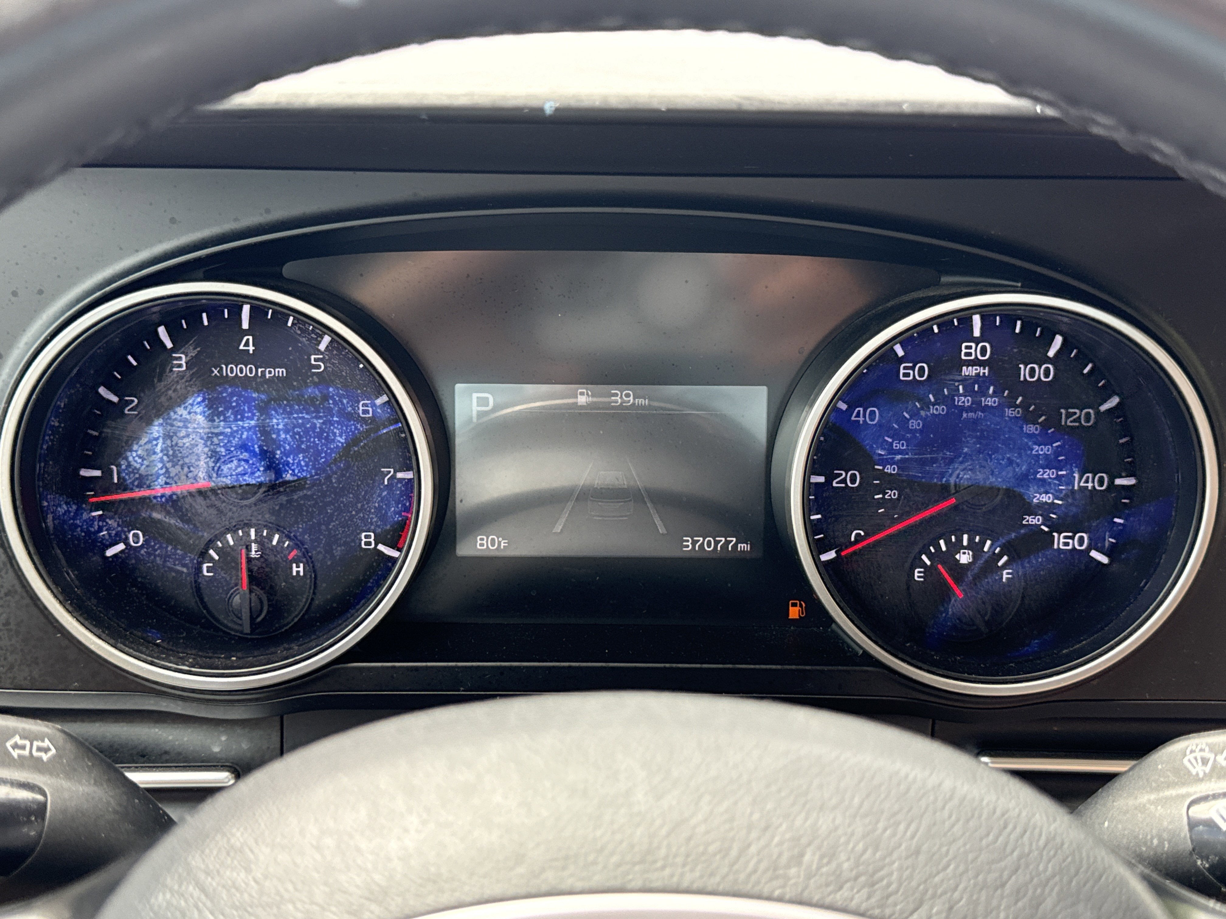 2024 Kia Carnival LX