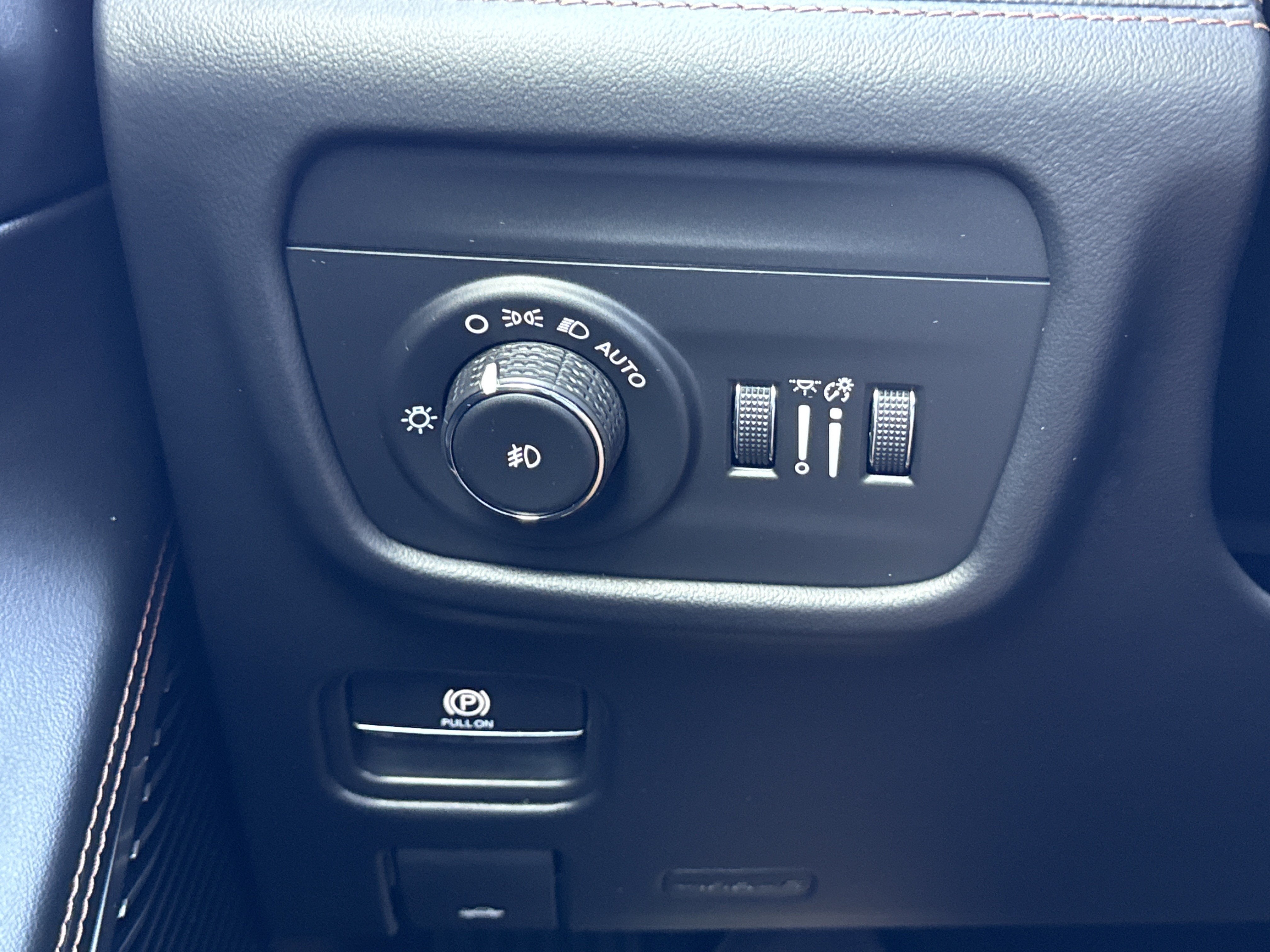 2025 Jeep Grand Cherokee Summit Reserve