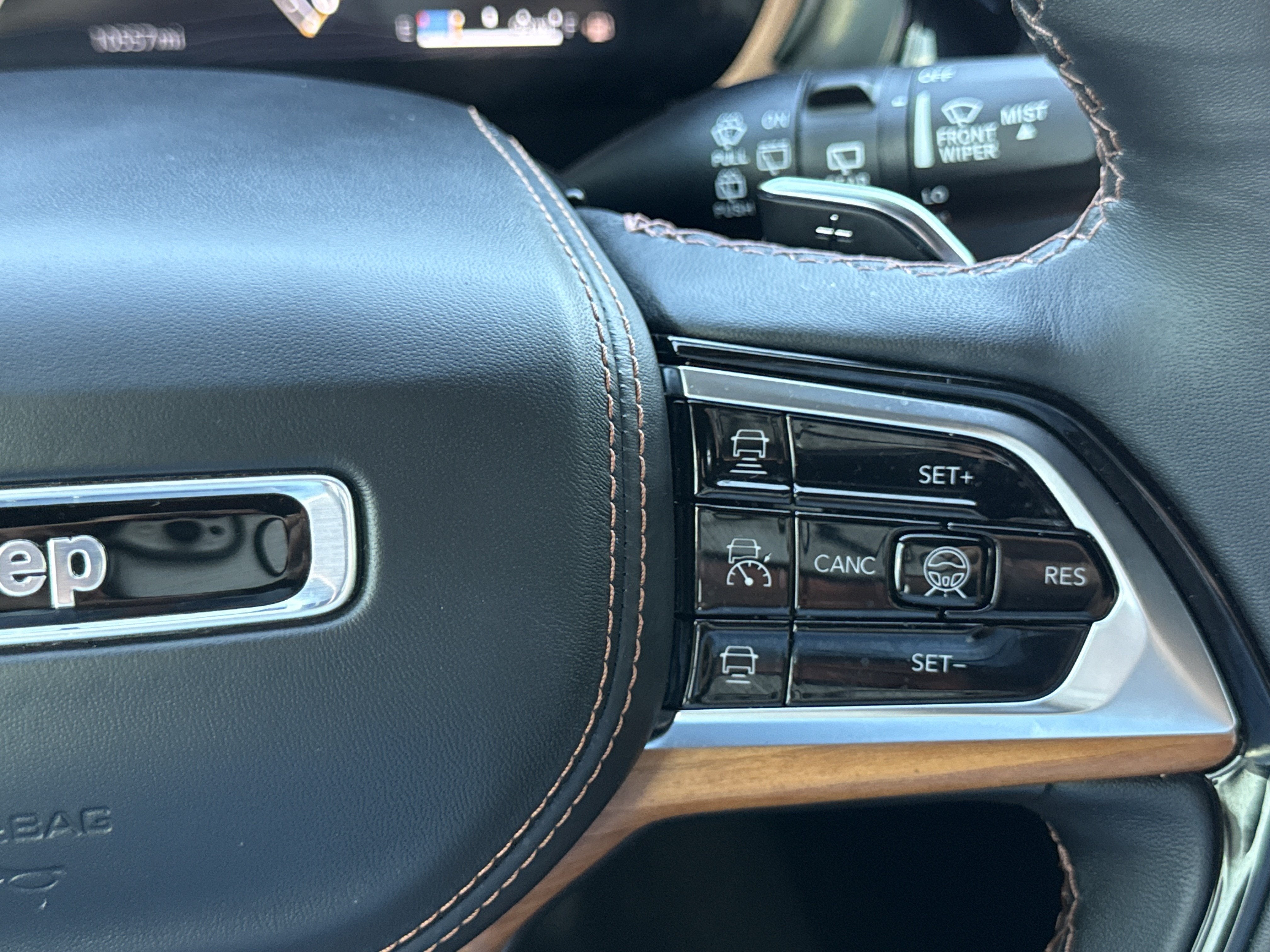 2025 Jeep Grand Cherokee Summit Reserve