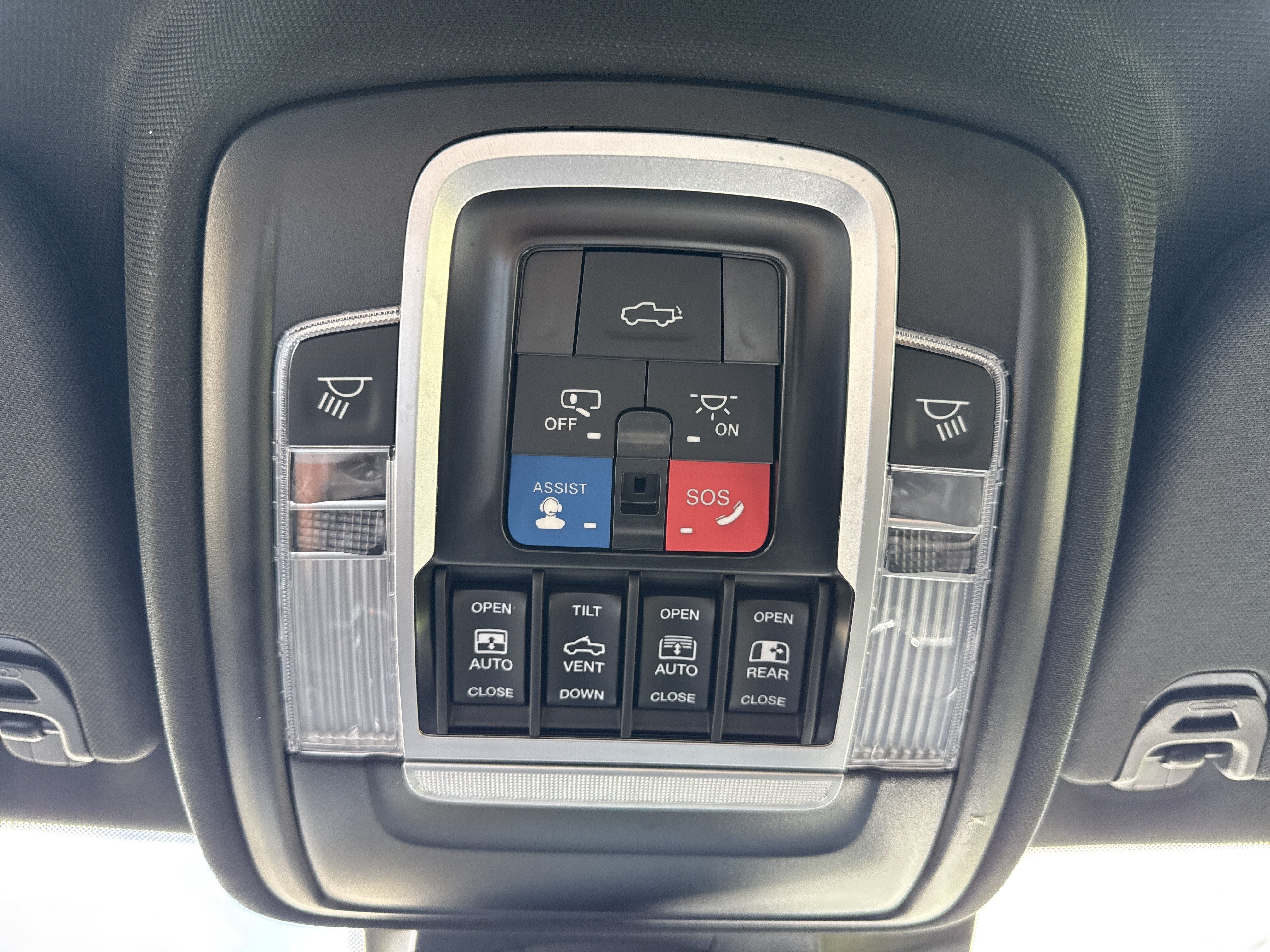 2024 RAM 1500 Limited