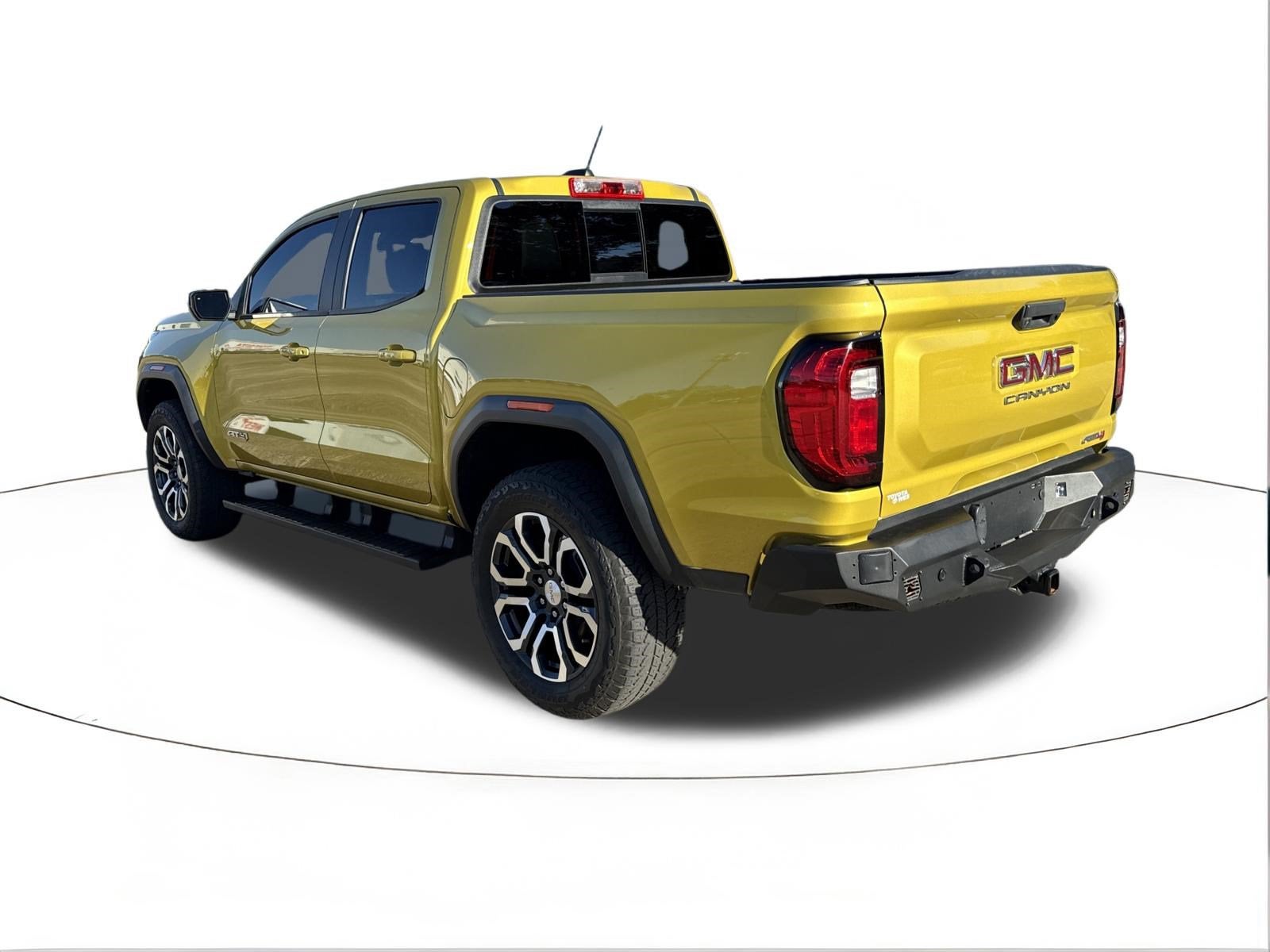 2024 GMC Canyon 4WD AT4