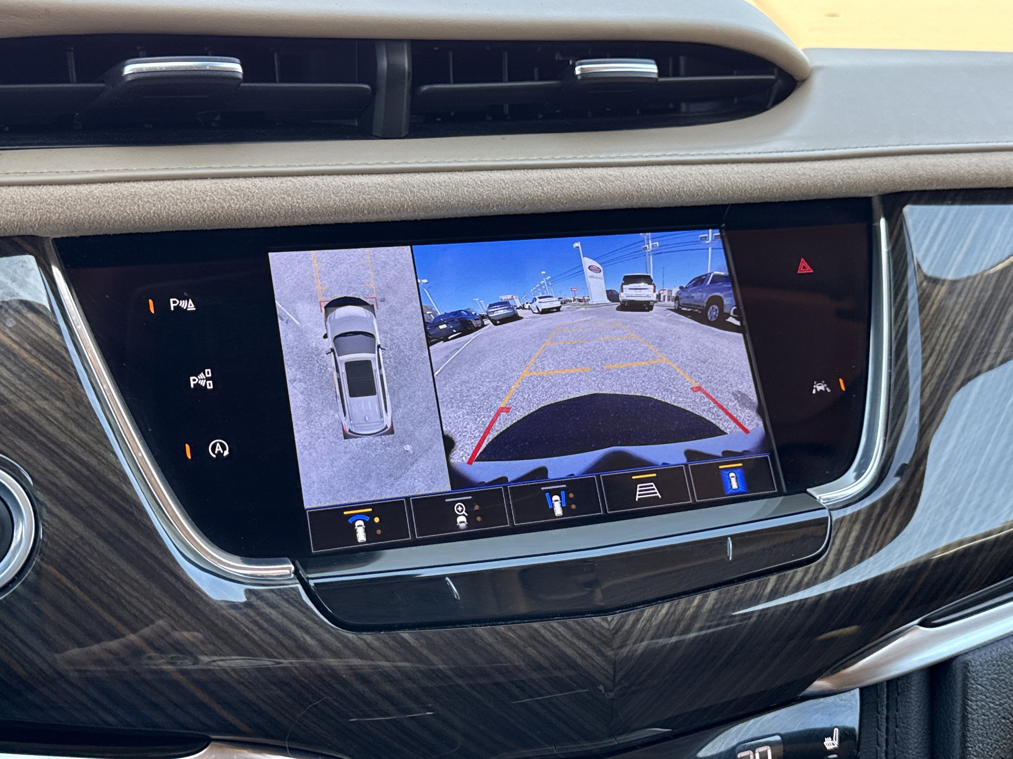 2023 Cadillac XT6 AWD Sport