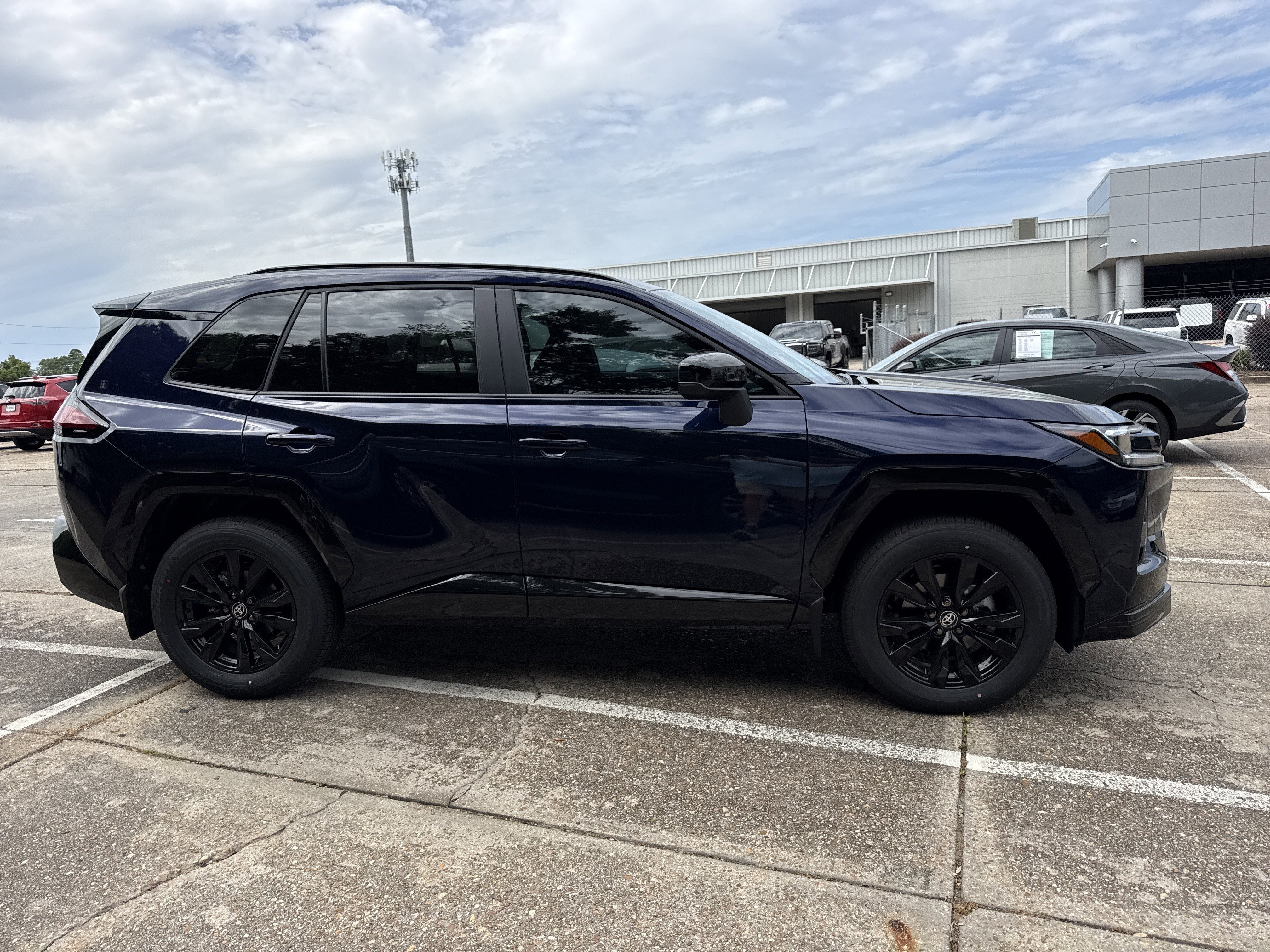 2026 Toyota RAV4 SE
