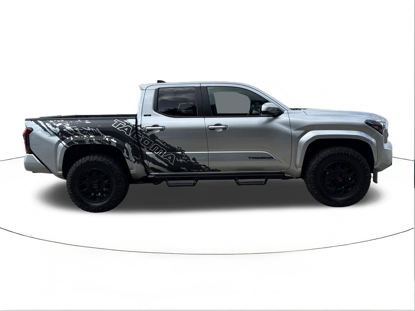2025 Toyota Tacoma 4WD SR5