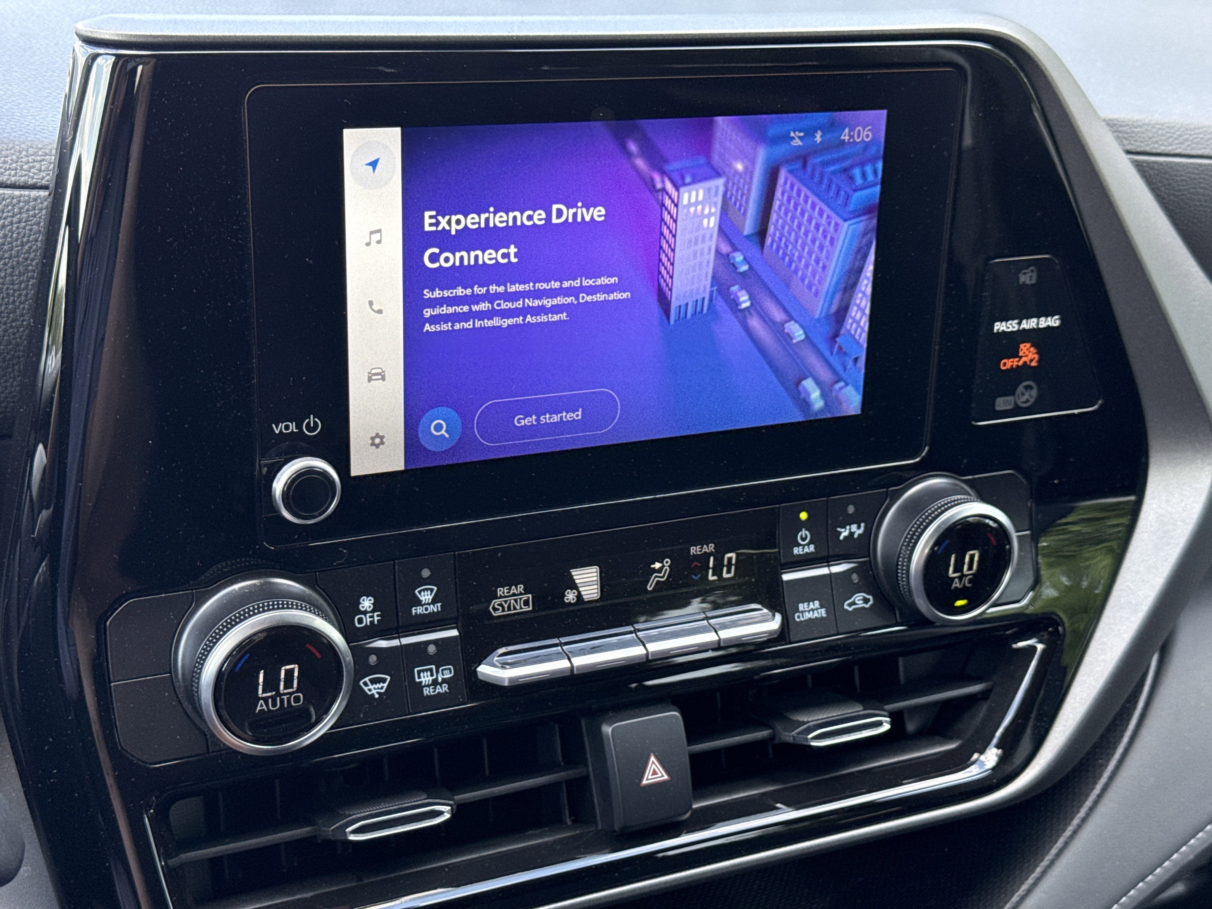 2025 Toyota Highlander LE