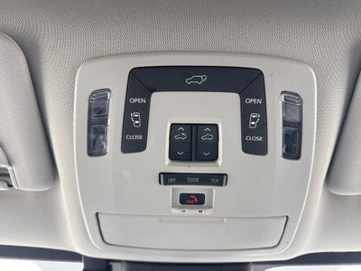 2025 Toyota Sienna Base