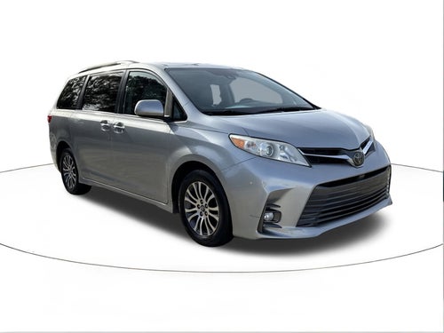 2020 Toyota Sienna XLE Premium