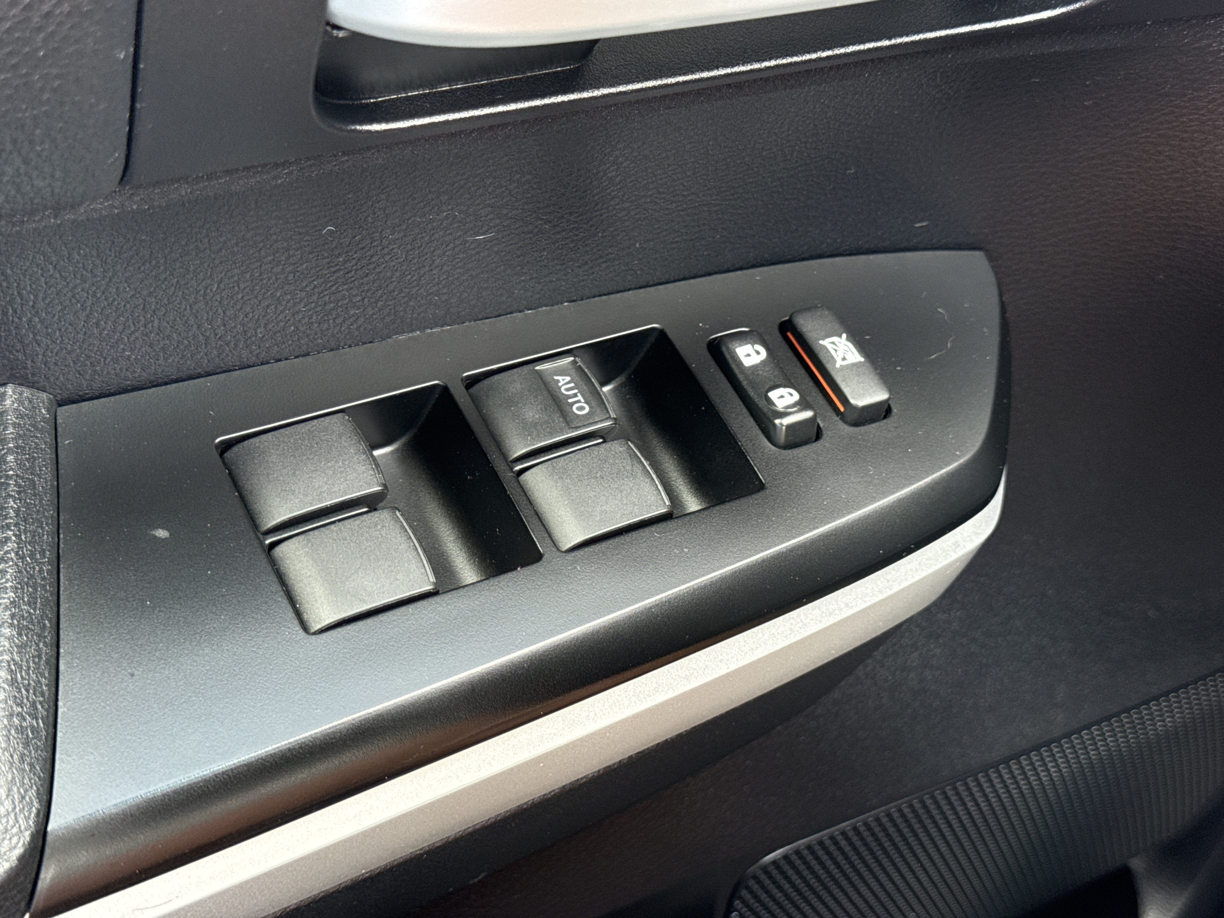 2016 Toyota Tundra 2WD Truck SR5