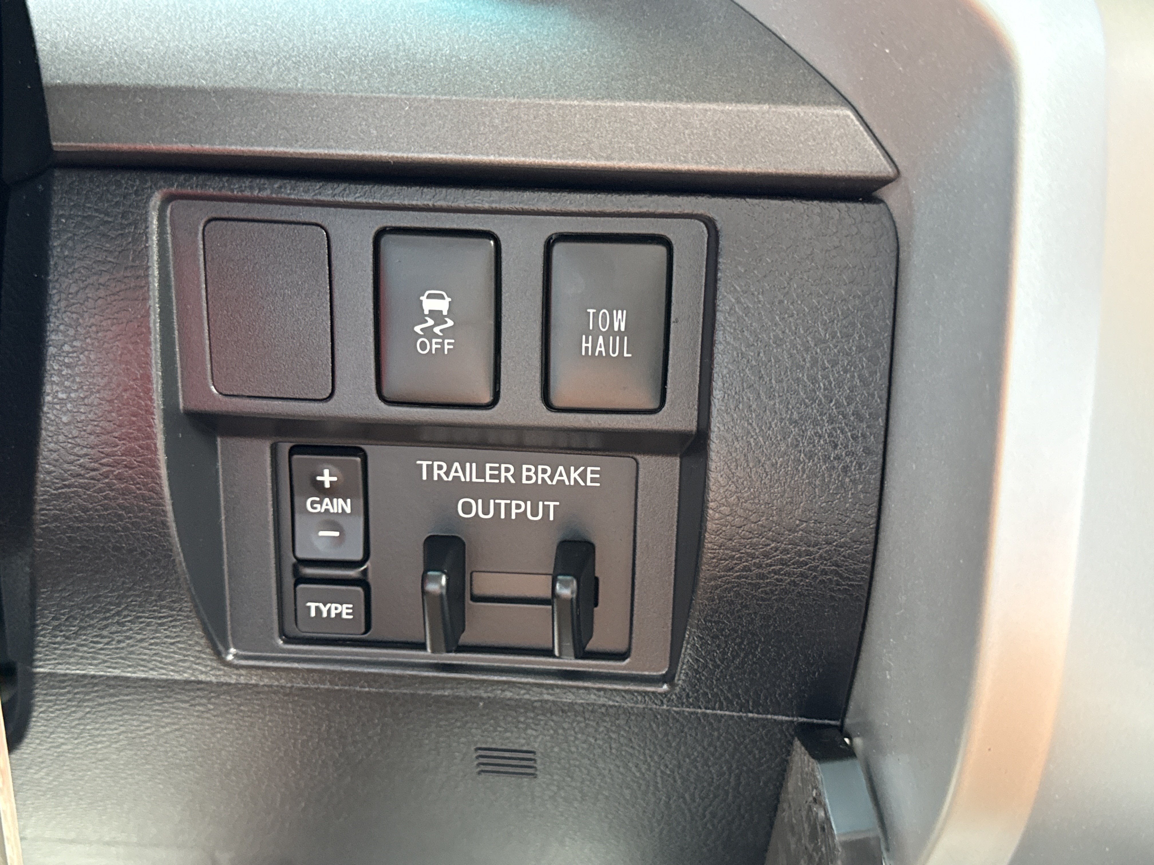 2016 Toyota Tundra 2WD Truck SR5